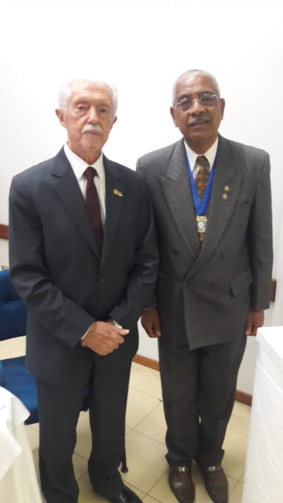 Novos presidentes do Rotary Ilhéus, Antonio Costa e Josevandro Nascimento.