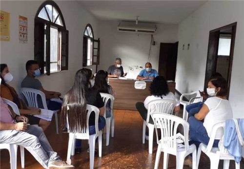 Reunião no Conselho de Saúde de Ilhéus.